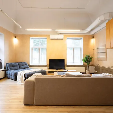 Spacious Jakobi With Free Parking アパート *